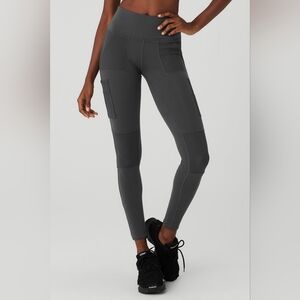 Alo Cargo Legging